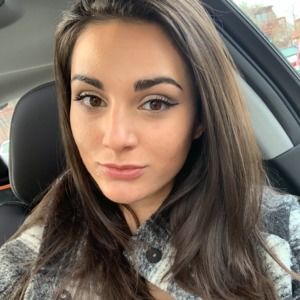 Meet your Posher, Marisa